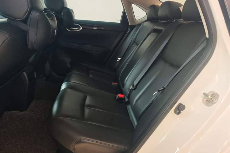 Used Nissan Sylphy 2019 1.6XV CVT Smart Connect Luxury Edition China VI Standard
