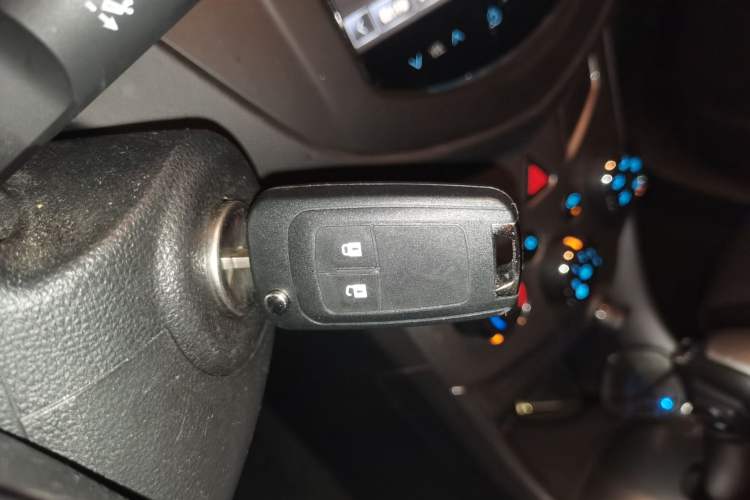 Used Chevrolet Trax 2014 1.4T Automatic Two-Wheel Drive Luxury Model Vehicle Key