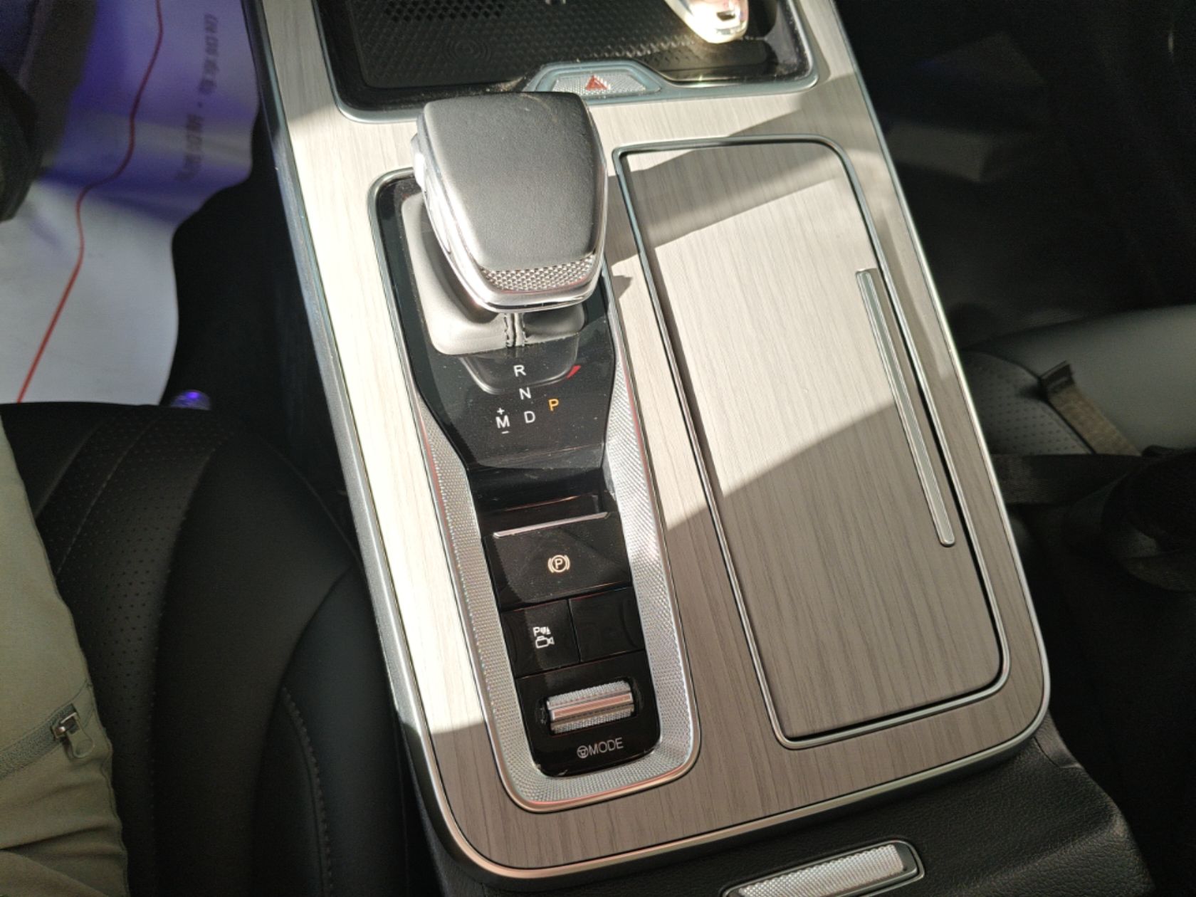 Hongqi HS5 2025 2.0T Two-Wheel Drive Flagship Pro Edition - Chinese Trim Xiang — снимка 18