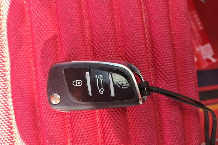 Used Chevrolet Sail 2015 Sail 3 1.3L Manual Ideal Edition
