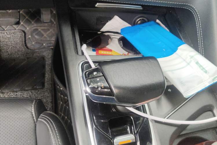 Used CHANGAN CS75 PLUS 2021 1.5T Automatic Prestige Model Gear Lever