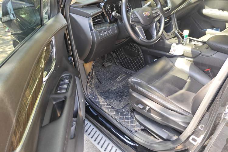 Used Cadillac XT5 2018 25T Luxury Model
