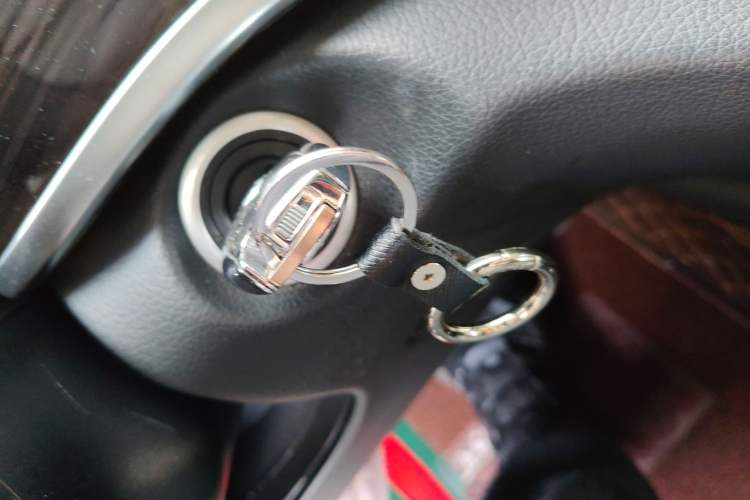 Used Mercedes-Benz V-Class 2018 V 260 Avantgarde Edition China VI
