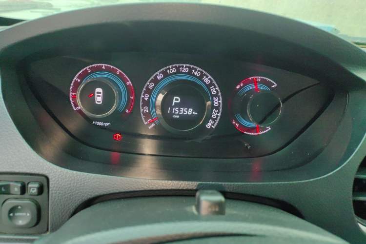 Used Luxgen Great 7 SUV 2014 2.2T Four-Wheel Drive Prestige Version Instrument Cluster