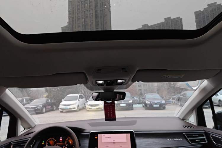 Used Volkswagen Viloran 2024 380TSI Premium Edition
