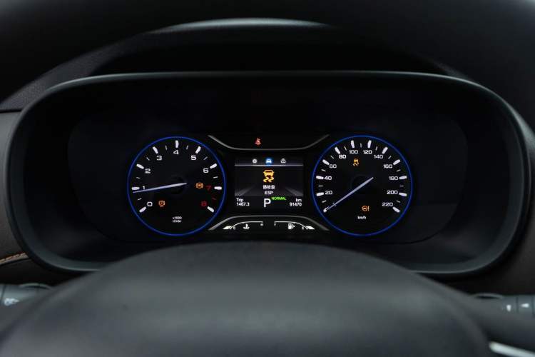 Used GAC Trumpchi GS3 2017 200T Automatic Luxury Edition Instrument Cluster