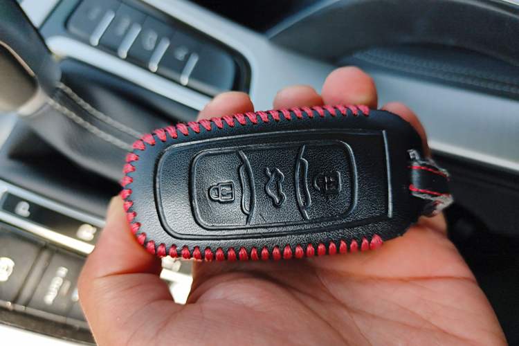 Used Geely Auto Emgrand X7 Sport 2016 1.8TD Automatic Smart Connectivity Version
