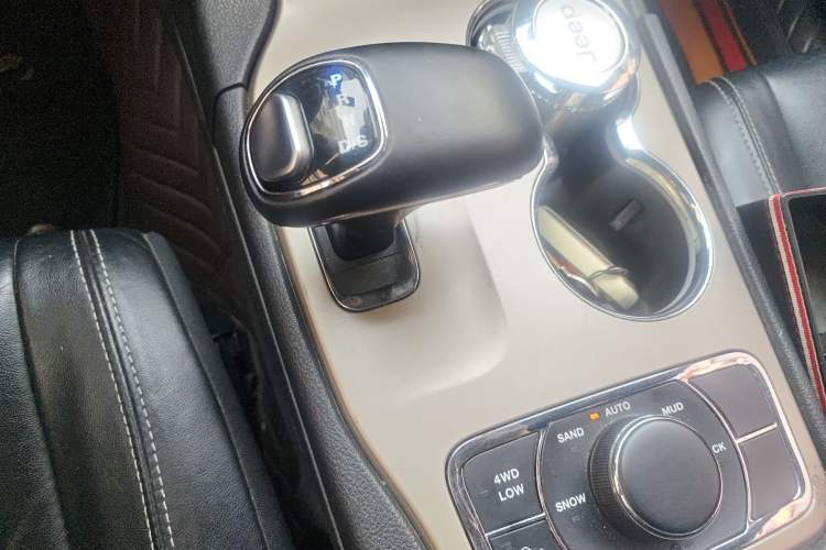 Used Jeep Grand Cherokee  Gear Lever