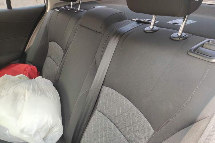 Used Roewe i5 2023 1.5L Manual Comfort Edition