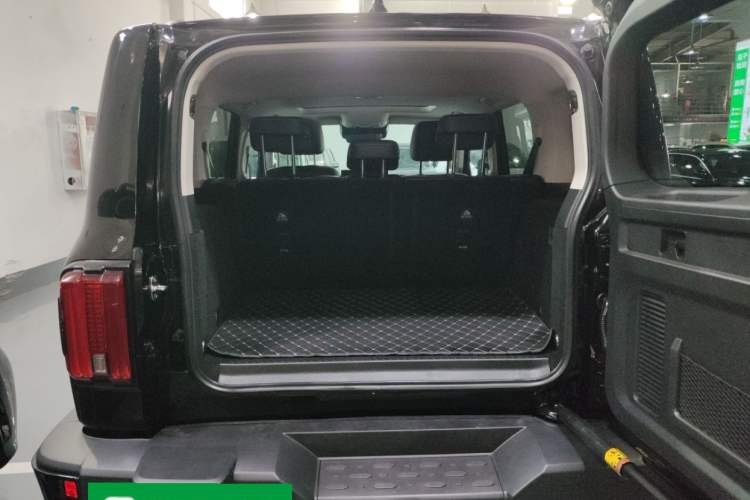 Used Tank 300 New Energy 2025 Hi4-T Trunk