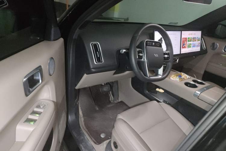 Used Li Auto L6 2025 Pro Smart Refresh Edition
