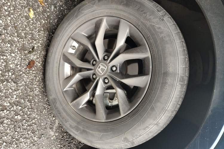 Used Honda Breeze 2023 240TURBO Two-Wheel-Drive Luxury Edition 5 Seats Right Front Wheel Hub