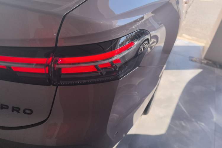 Used Volkswagen Passat 2025 Pro 380TSI Starry Dragon Luxury Edition