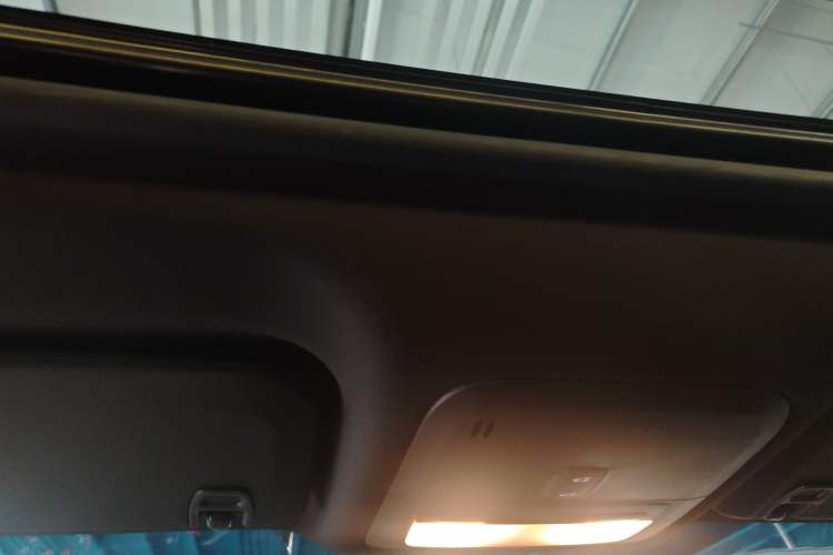 Used Chevrolet Monza 2020 Light Hybrid RS 330T Automatic Comfort Edition