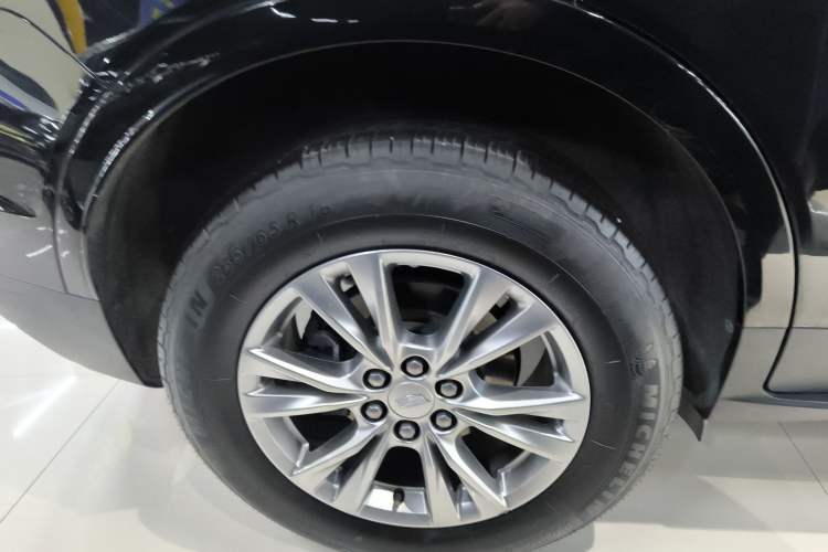Used Cadillac XT5 2023 2.0T Two-Wheel-Drive Fashion Edition
