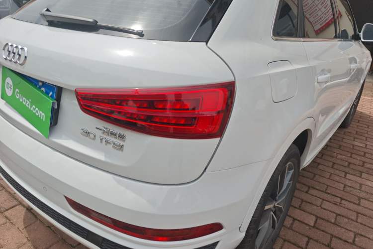 Used Audi Q3 2018 30 TFSI Fashion Edition Collector's Version Right Rear Taillight