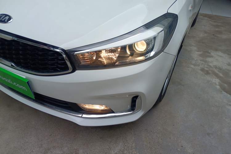 Used Kia K3 2016 1.6L Automatic with Sunroof Left Front Headlight