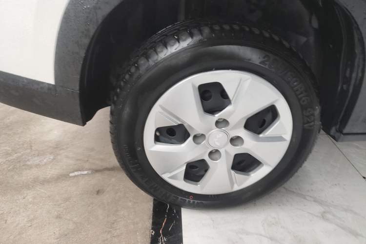 Used Wuling Alvez 2023 1.5L CVT Comfort Edition