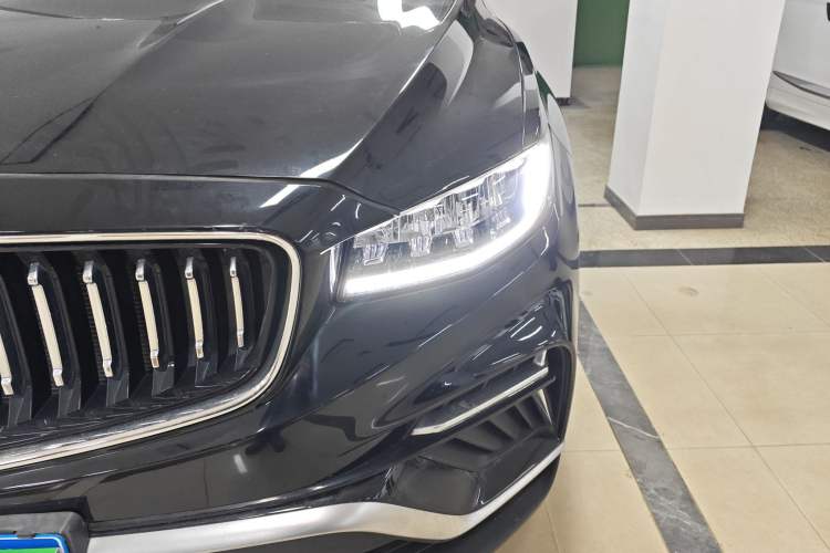 Used Geely Auto Emgrand X7 Sport 2022 1.8TD DCT Zhiya Trim Left Front Headlight