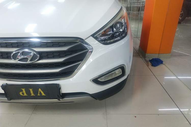 Used Hyundai ix35 2015 2.0L Automatic 2WD Smart Type China IV Left Front Headlight