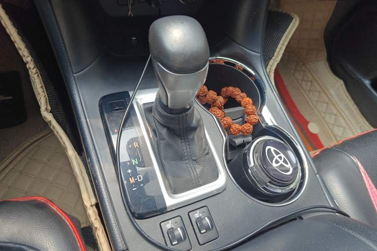 Used Toyota Highlander 2021 2.0T Four-Wheel Drive Luxury Edition 7 Seats Gear Lever