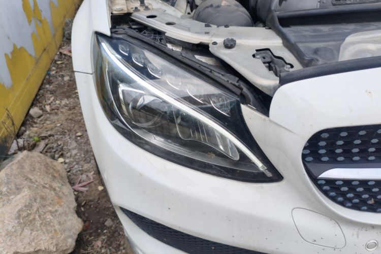 Used Mercedes-Benz C-Class 2016 C 200 L Sport Edition Right Front Headlight