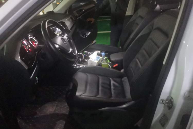 Used Volkswagen Tayron 2019 330TSI Two-Wheel Drive Luxury Model China VI Standard
