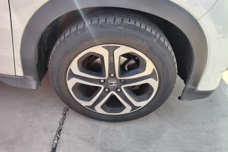 Used Honda XR-V 2015 1.8L VTi CVT Luxury Edition Right Front Wheel Hub