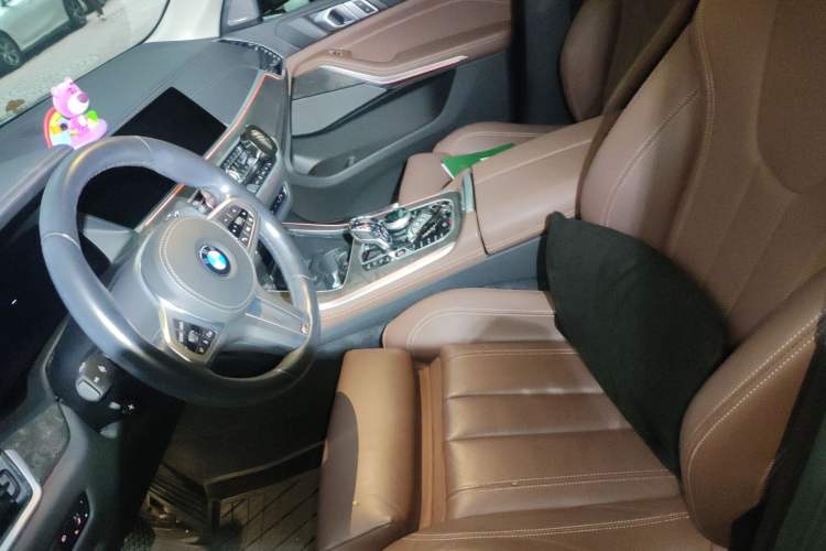 Used BMW X5 2021 xDrive30i M Sport Package Left Front Seat