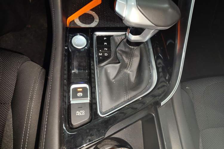 Used Dongfeng Aeolus AX7 2019 1.6T Automatic AI Pioneer Model China V Standard