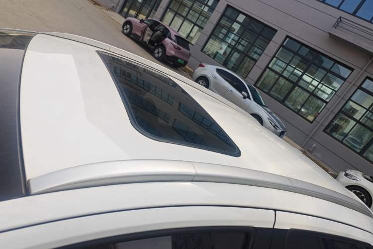 Used Geely Auto Vision X3 2021 PRO 1.5L CVT Deluxe Model
