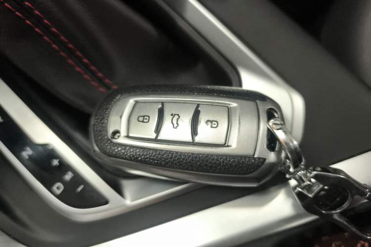 Used Geely Auto Vision X3 2021 PRO 1.5L CVT Deluxe Model