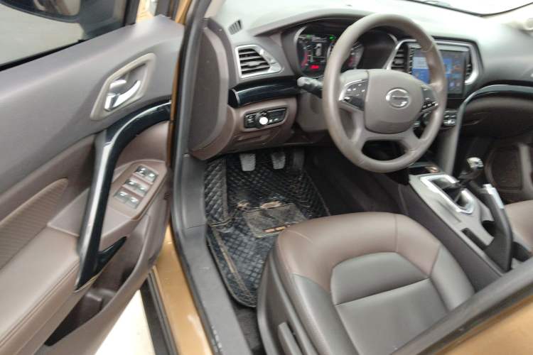 Used GAC Trumpchi GS4 2015 200T Manual Elite Edition
