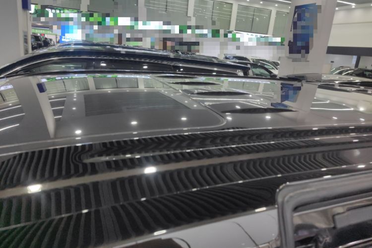 Used VOYAH Dream 2025 PHEV Four-Wheel-Drive Flagship Kunpeng Edition Roof