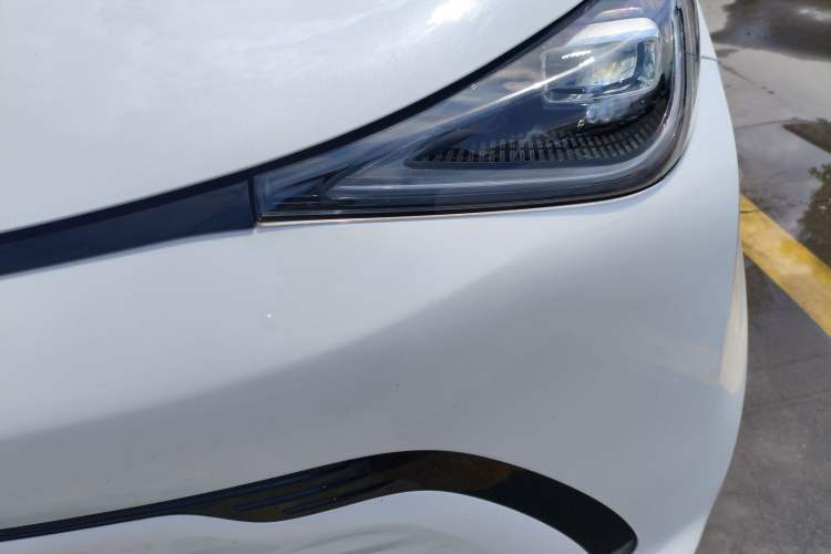 Used Cowin October 2023 301km Zhi Feng Edition Left Front Headlight