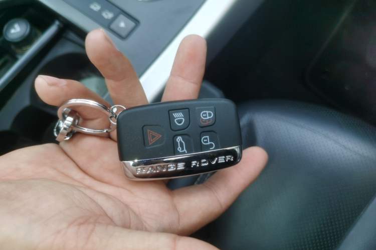 Used Land Rover Range Evoque 2014 2.0T 5-Door Ignite Edition Vehicle Key