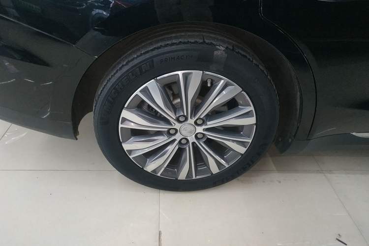 Used Hongqi E-QM5 2023 620km PLUS

