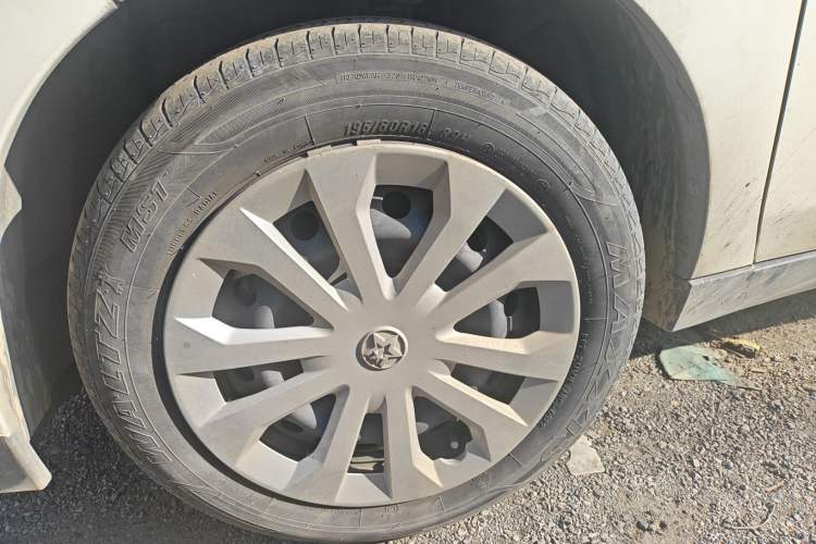 Used Venucia Venucia D60EV 2022 Standard Range Smart Drive Version
