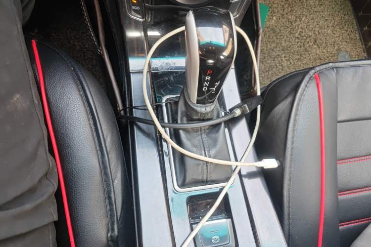 Used Luxgen 5 2015 1.8T Automatic Smart Model Gear Lever