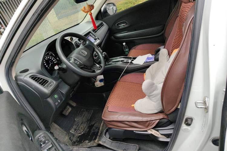 Used Honda Vezel 2015 1.5L CVT two-wheel drive Comfort trim