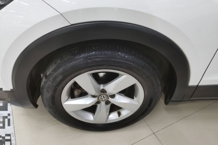 Used Volkswagen T-Cross 2019 1.5L Automatic Fashion Edition Left Front Wheel Hub