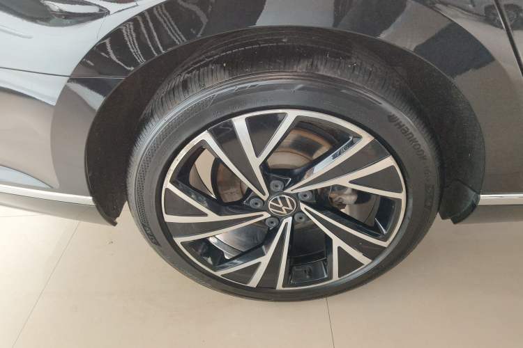 Used Volkswagen Magotan 2020 330TSI DSG Luxury Edition Exterior 5