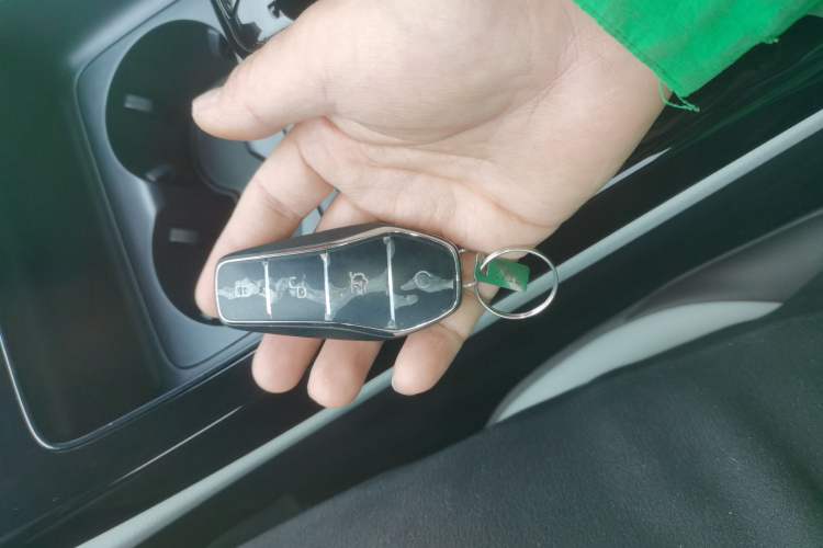 Used BYD Qin PLUS 2024 HONOR Edition DM-i 55KM Leading Model
