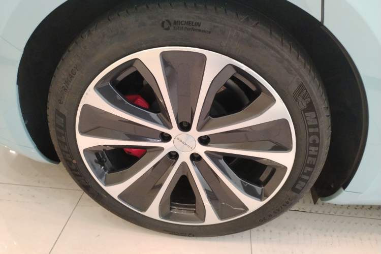 Used Hima Luxeed S7 2025 785 km Ultra
