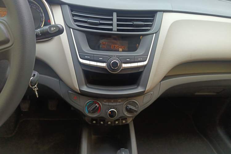 Used Chevrolet Sail 2016 Sail 3 1.3L Manual Comfort Sunroof Edition