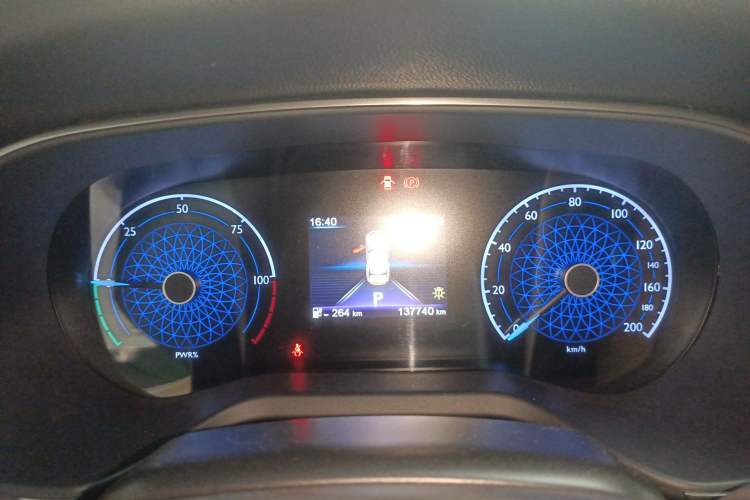 Used Hongqi E-QM5 2023 Revised Version Basic Travel Edition Instrument Cluster