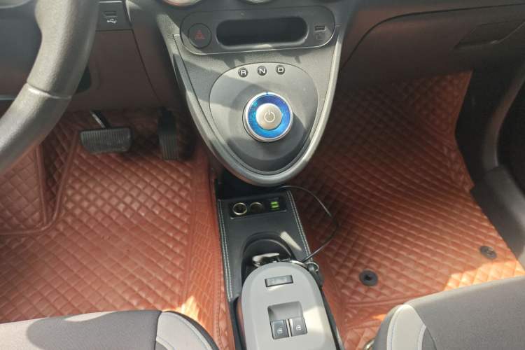 Used ORA Black Cat 2021 301 km Basic Version