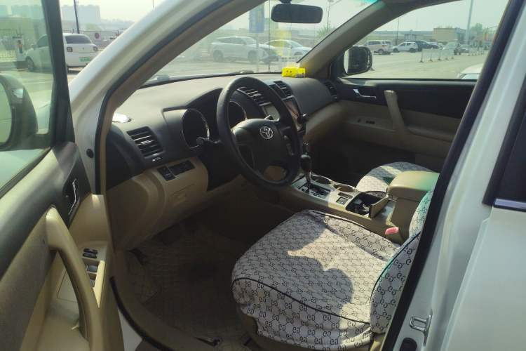 Used Toyota Highlander 2012 3.5L 4x4 7-Seater Elite Edition Driver Seat