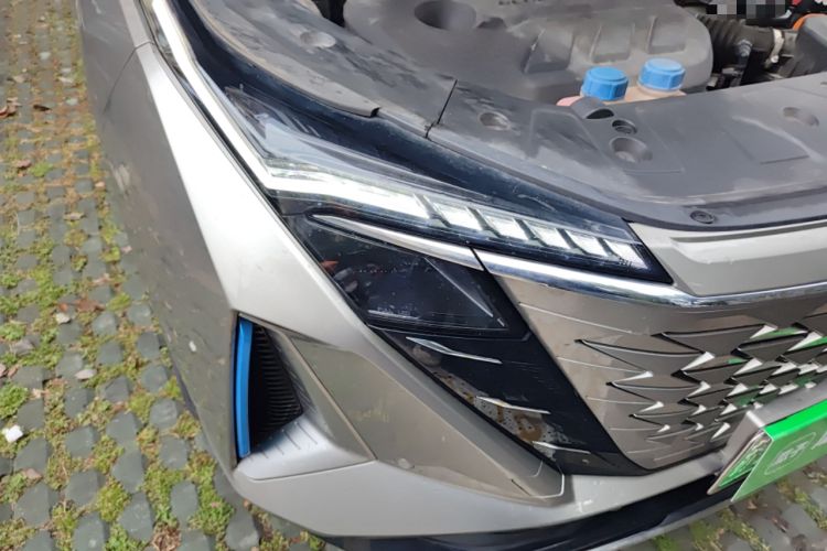 Used CHANGAN OSHAN Z6 New Energy 2023 ZhiDian iDD 150KM Flagship PLUS Right Front Headlight