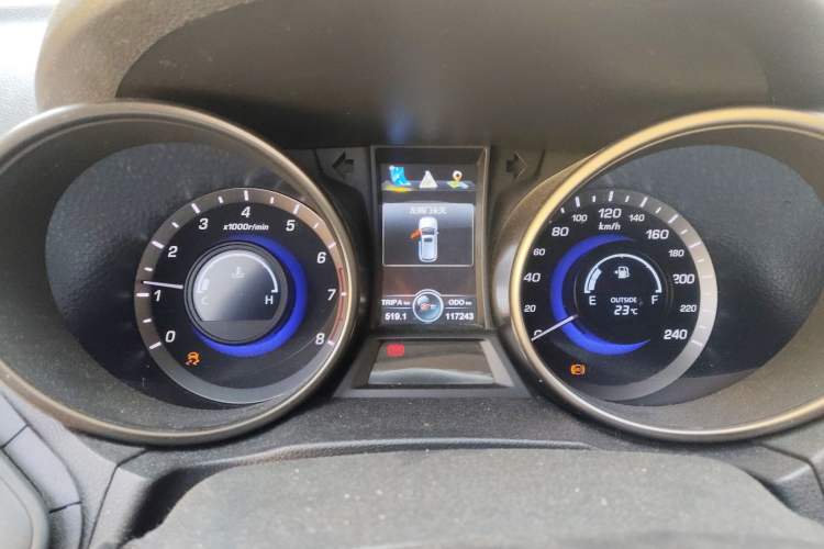 Used Changan CS75 2014 2.0L Manual Luxury Version China IV Standard
